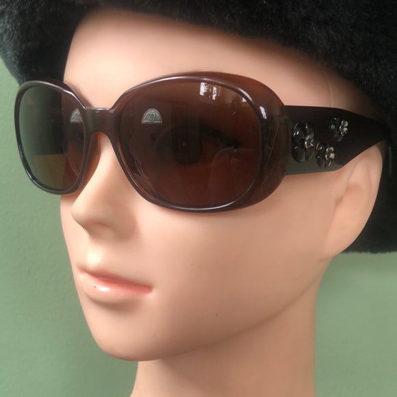 CHANEL 5113 c.538/73 Camellia Brown Sunglasses 56-16 130 - Picture 3 of 9